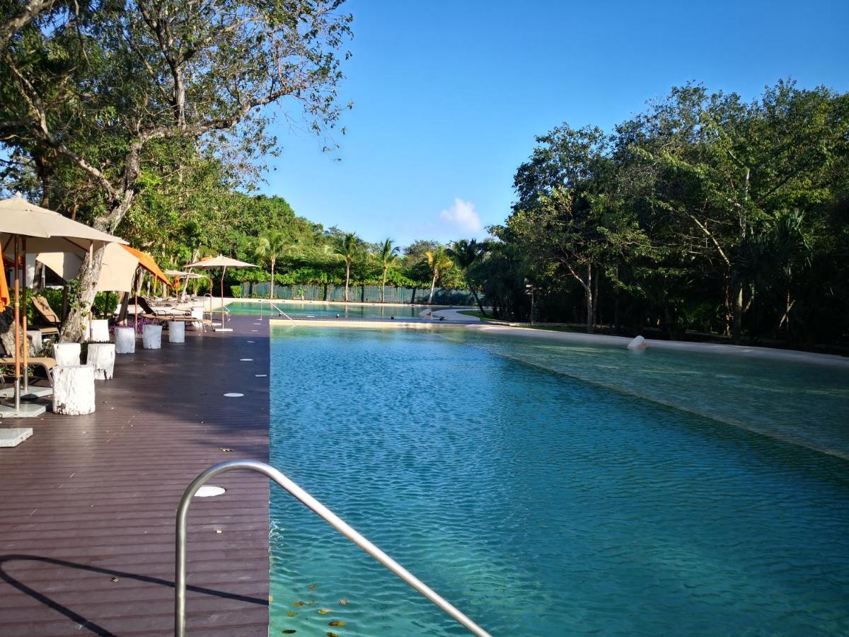 Beachside Corasol El Amanecer De Frida Para 2 Personas Плая-дель-Кармен Экстерьер фото
