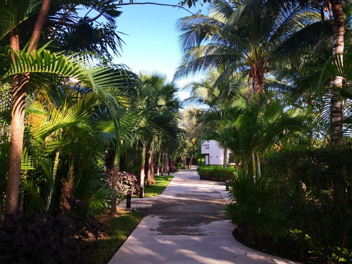 Beachside Corasol El Amanecer De Frida Para 2 Personas Плая-дель-Кармен Экстерьер фото